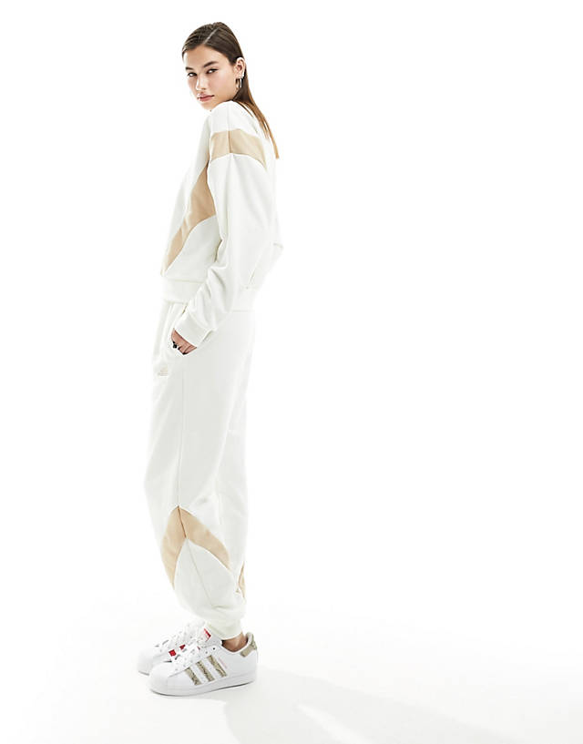 adidas performance - adidas Training tracksuit in off white