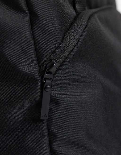 adidas Training – Tragetasche in farblich abgestimmtem Schwarz, 3 von 4