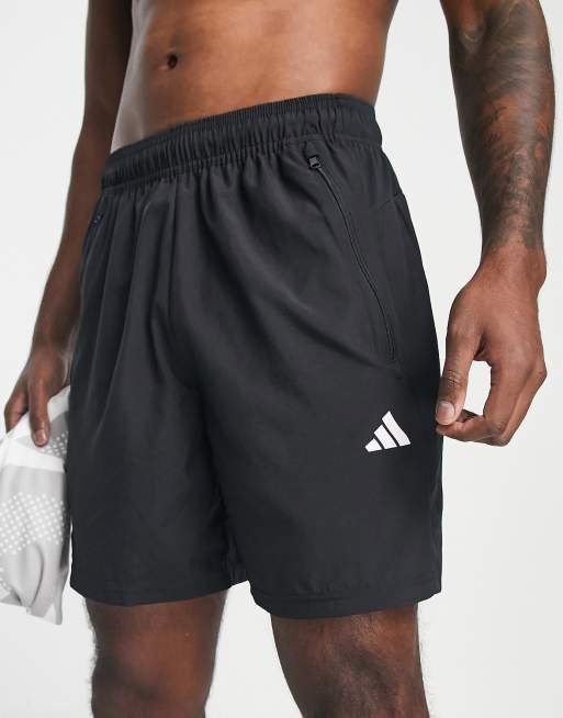 Short adidas training online