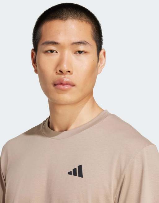 adidas - Training - Train Essentials - Feelready - Trainings-T-shirt in krijtbruin / zwart, 2 van 4