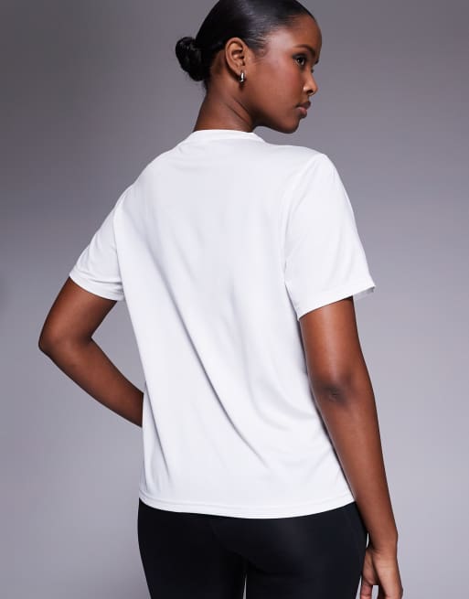 adidas Training - Workout Essentials - Hvid T-shirt med logo, 4 af 4