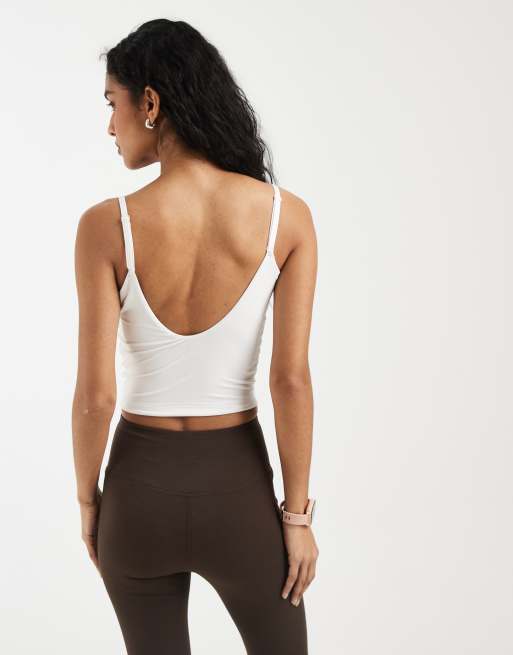 adidas Training Yoga All Me essentials top i hvid, 4 af 4