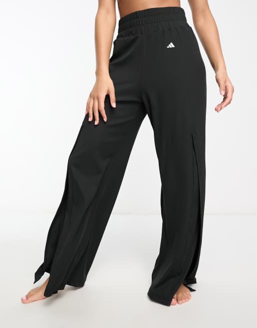 adidas Training – Yoga – Czarne joggersy z rozszerzanymi nogawkami