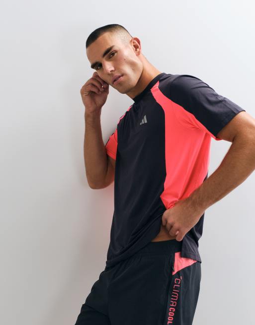 adidas Trainings-T-Shirt mit Colourblock in Schwarz und Rot, 3 von 5