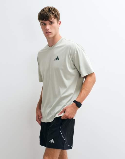 adidas Trainings-T-Shirt mit Lifter-Rückendruck in Salbeigrün, 5 von 5