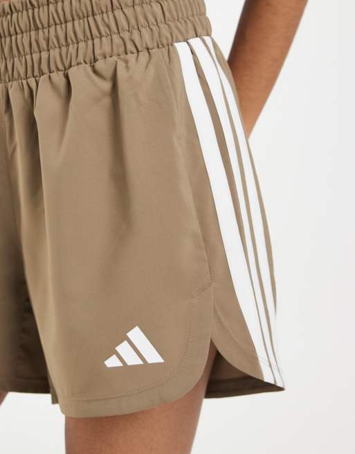 adidas Trainingsshorts Pacer mit 3 Streifen in Braun, 5 von 5