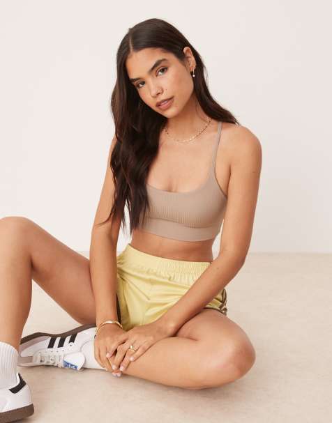 adidas – Träning – All Me – Brun, ribbad sportbehå med lätt stöd - view 1