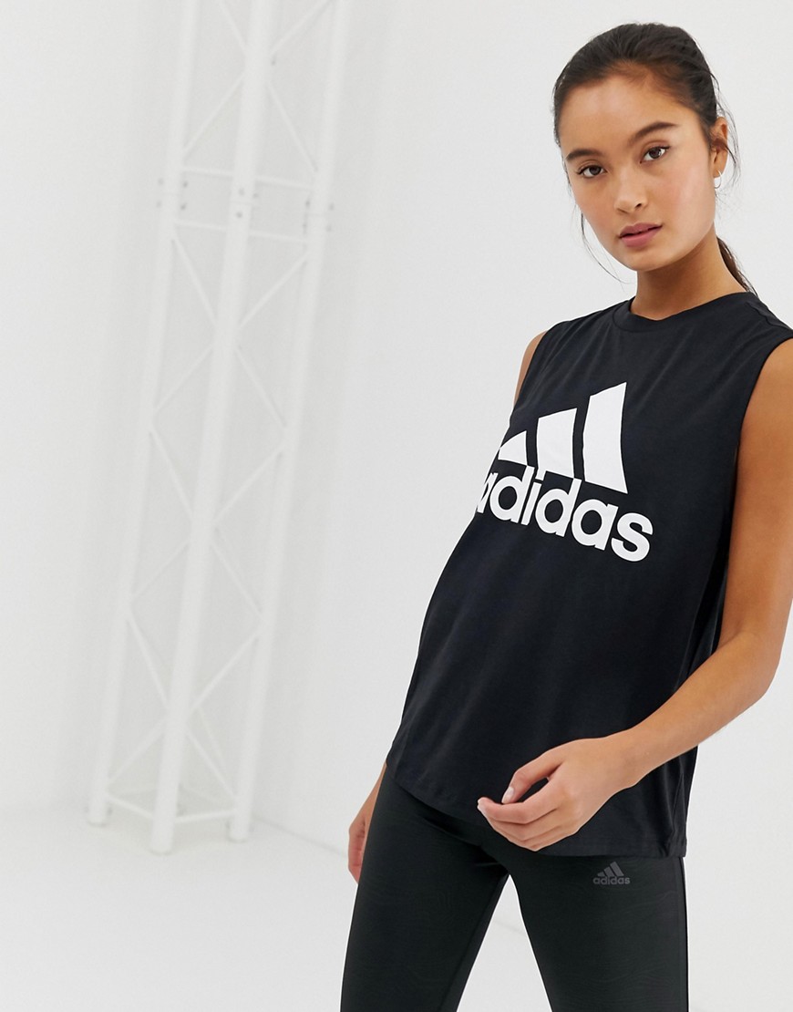 Adidas – Träning – Svart linne med logga