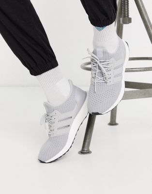 Adidas – Ultra Boost – Grå träningsskor
