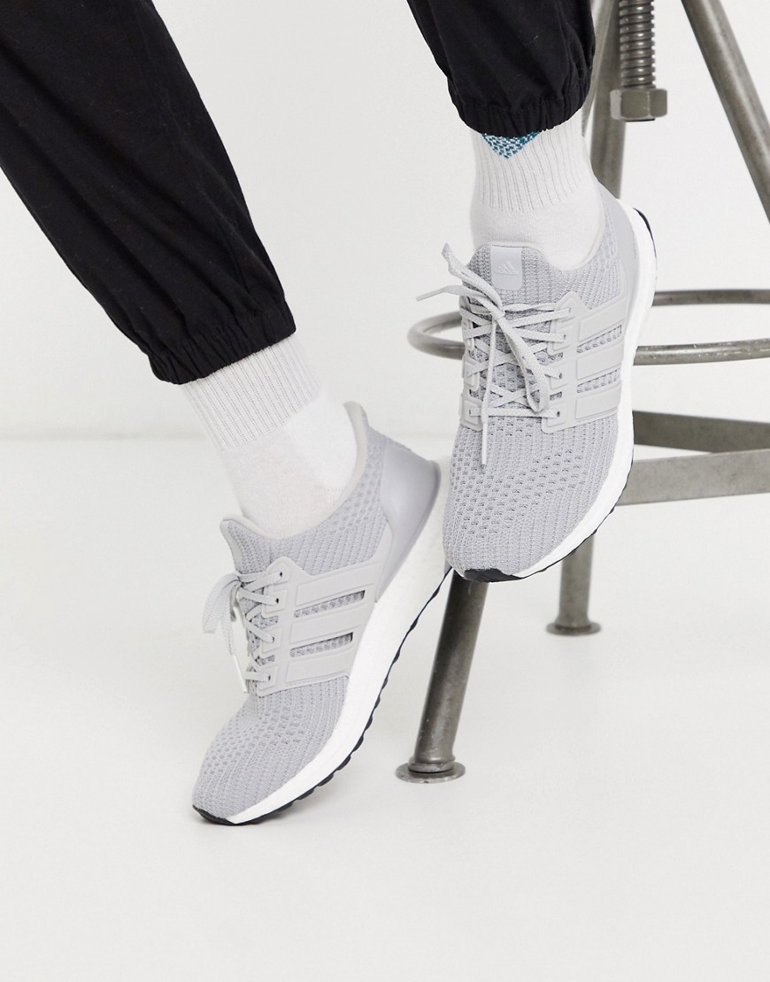 Adidas - Ultra Boost - Sneakers in grijs