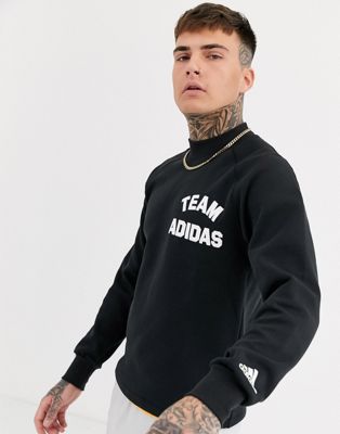 Adidas – Varsity Pack – Svart grafiskt mönstrad sweatshirt