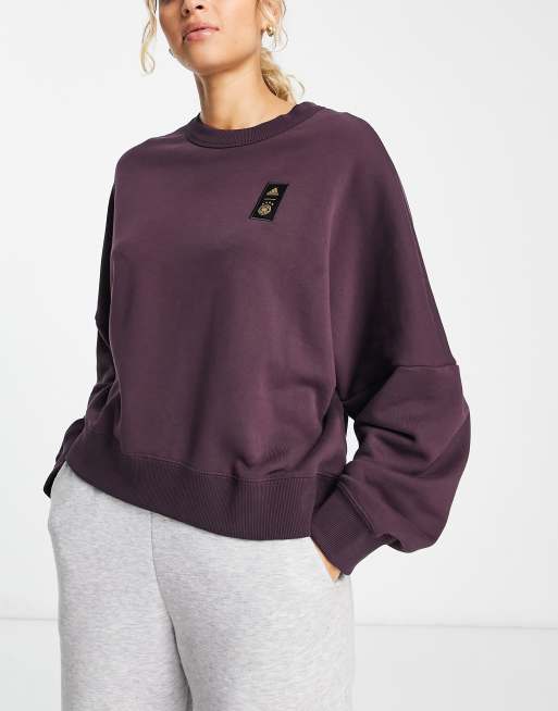 adidas - Voetbal 2022 - Sweatshirt met patch in rood | ASOS