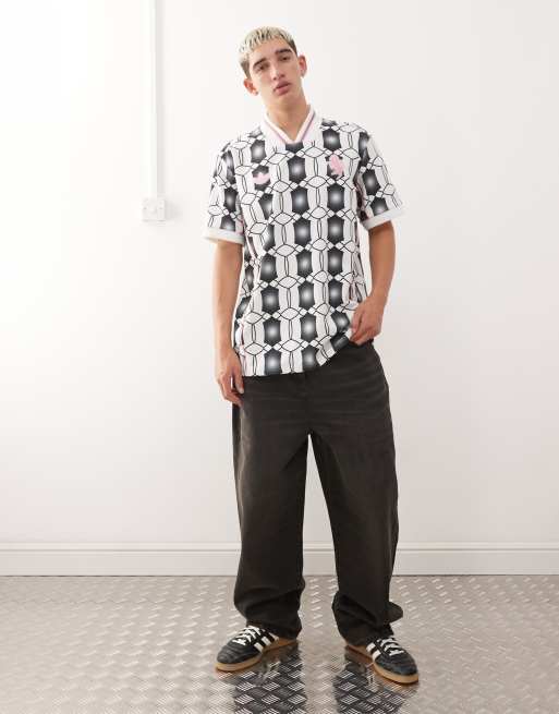 adidas - Voetbal - Juventus - LF shirt in zwart en wit, 2 van 5