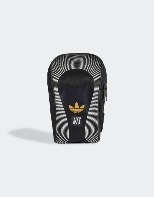adidas x NTS - Sort crossbody-taske