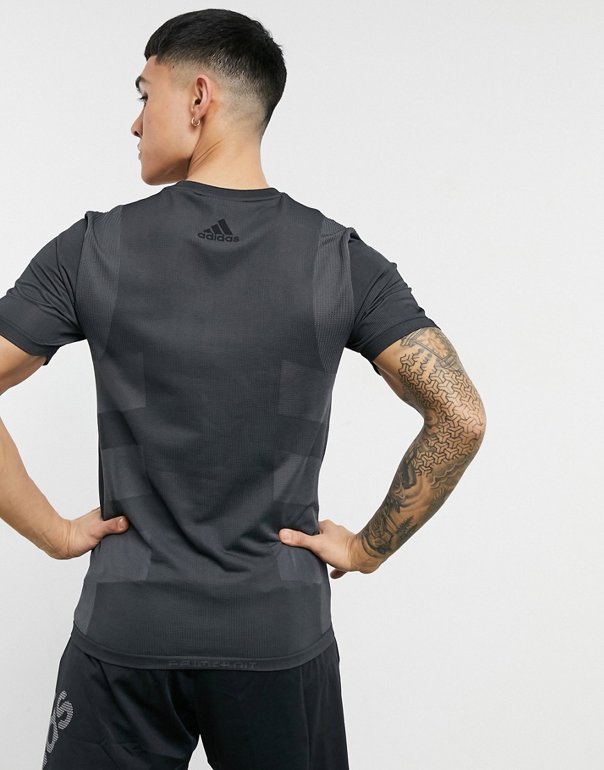 adidas Yoga seamless t-shirt in black