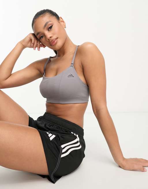 adidas - Yoga Studio - Brassière de sport à maintien léger - Gris