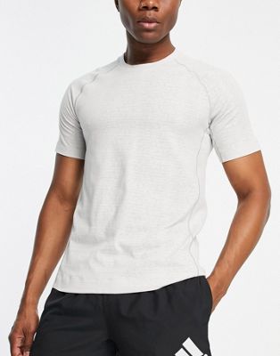 adidas Yoga t-shirt in grey