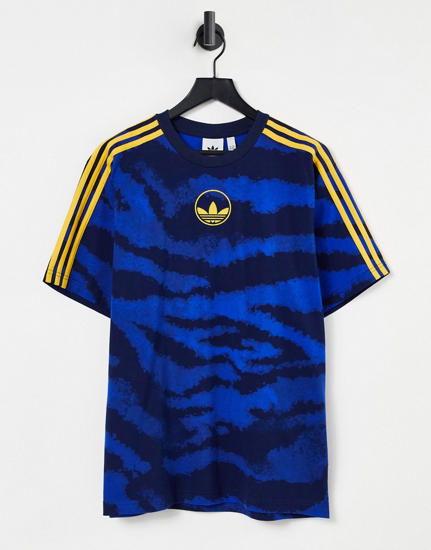 Adidas Zebra Allover short sleeve Print T-Shirt in navy