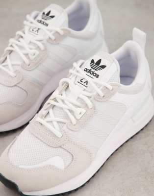 adidas zx 700 trainers