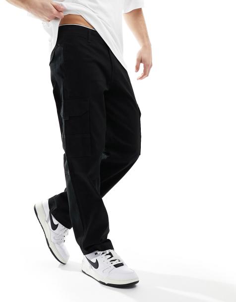 ADPT – Cargohose in Schwarz mit weitem Schnitt - view 1