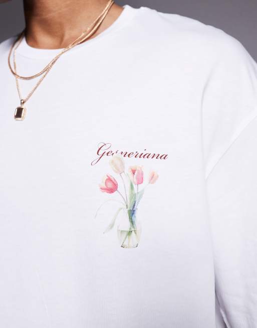 ADPT - Cremefarvet og oversized T-shirt med mørkerødt blomsterprint på ryggen, 2 af 4