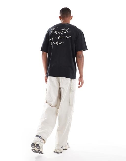ADPT – Czarny T-shirt oversize z nadrukiem „Faith Over Fear“ na plecach , 2 z 4