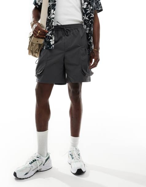 ADPT – Funktionale Cargo-Shorts in Dunkelgrau - view 1