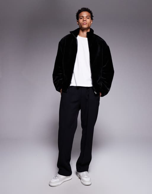 ADPT – Kunstpelz-Jacke in Schwarz mit Reißverschluss, 2 von 5