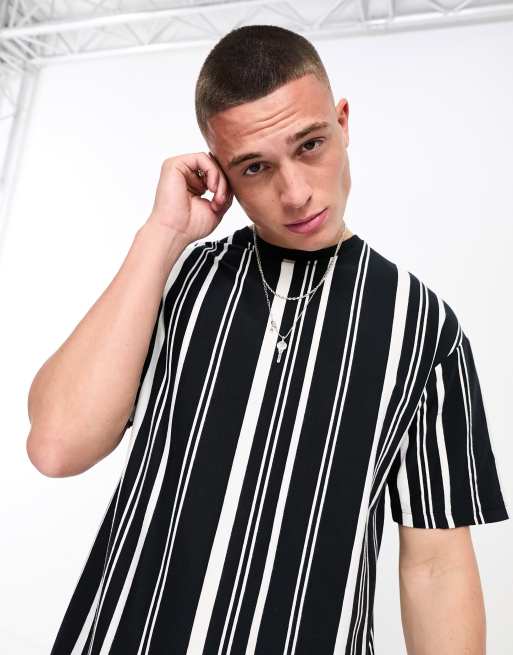 ADPT – Oversize-T-Shirt in Schwarz mit weißen Streifen 