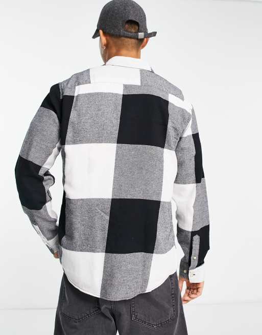 https://images.asos-media.com/products/adpt-oversized-flannel-buffalo-check-shirt-in-black-white/204030839-3?$n_640w$&wid=513&fit=constrain