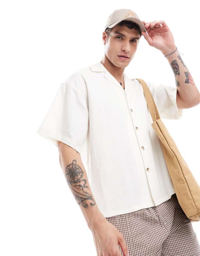 ADPT - oversized linen mix revere collar in white