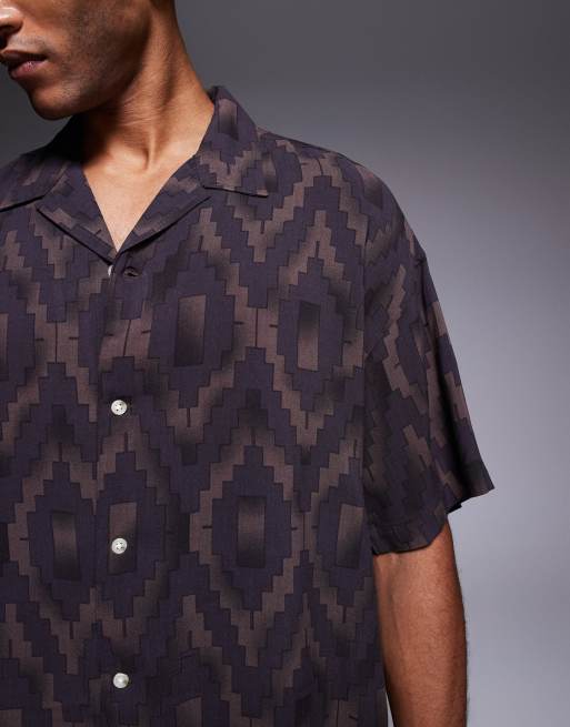 ADPT oversized shirt in brown geometric print, 3 of 4
