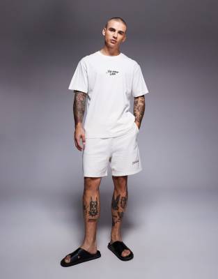 Adpt Oversized T-shirt With 7ball Graphic In White