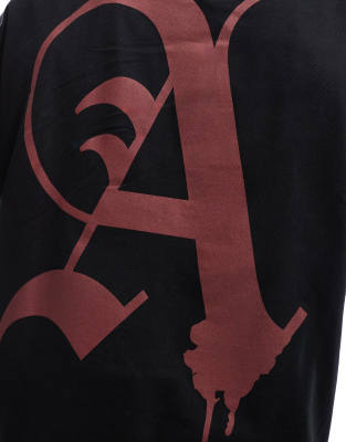 Thumbnail 2 of 4
