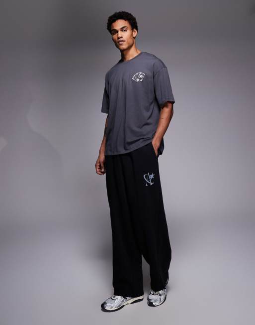 ADPT oversized T-shirt with equestrian deck back print in gray, 2 of 5