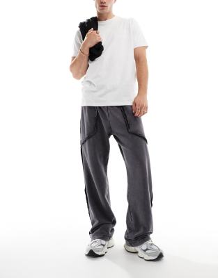 wide leg sweatpants in gray acid wash