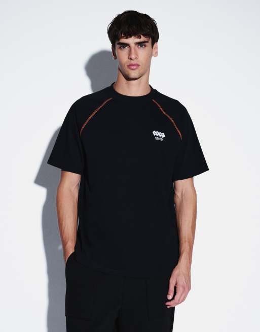 Aelfric Eden breezy oversized feather t-shirt in black, 5 of 5