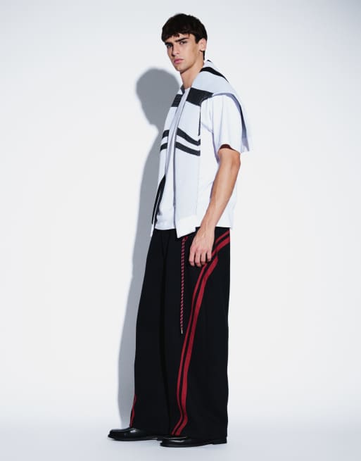 Aelfric Eden world stage baggy barrel joggers with red panelling in black, 5 of 5