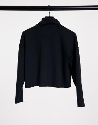 black cropped quarter zip