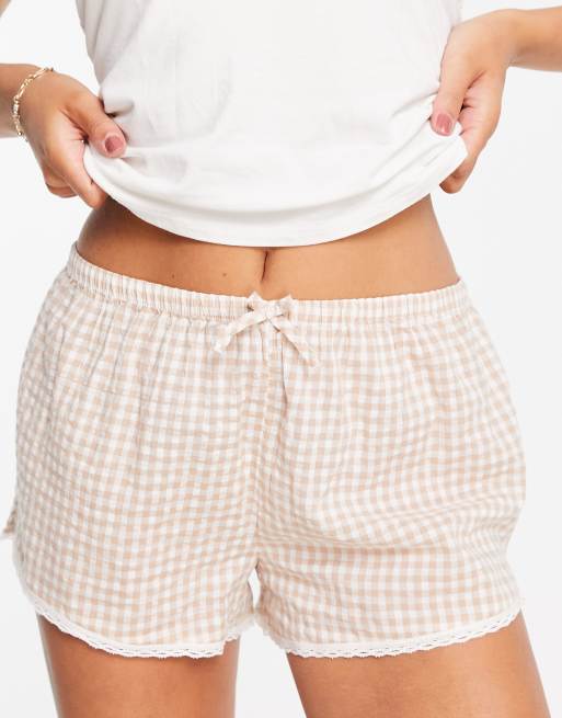 https://images.asos-media.com/products/aerie-pyjama-shorts-in-natural-gingham/23078379-1-nudegillygingham?$n_640w$&wid=513&fit=constrain