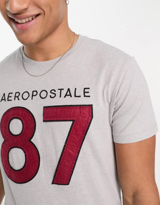 Aeropostale t-shirt in gray