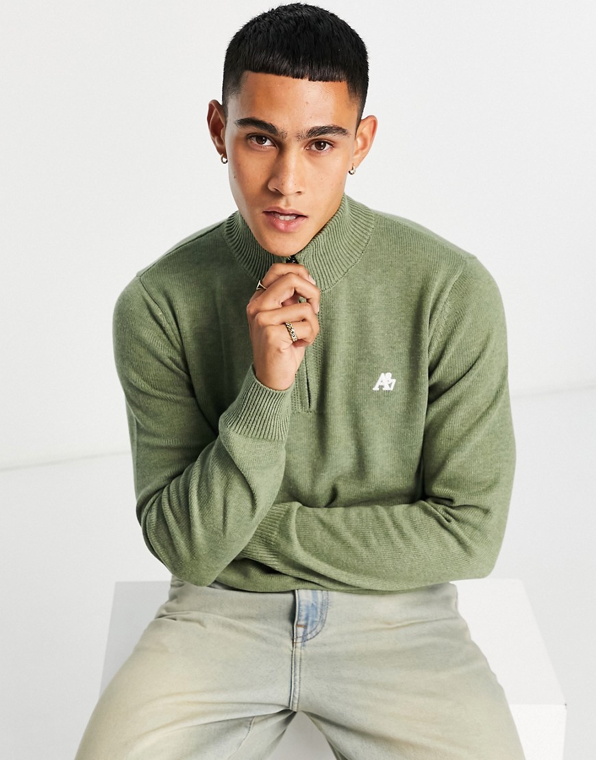 zip up sweater in green