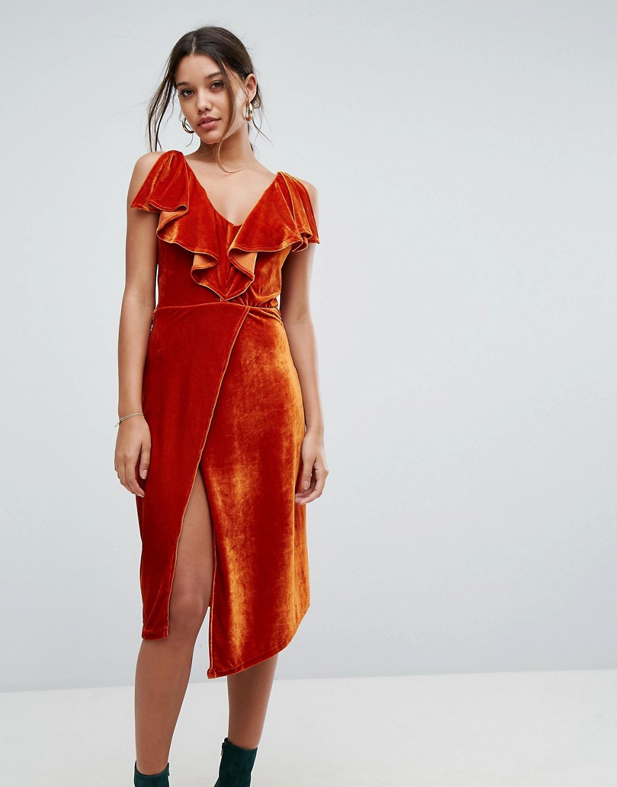 Aeryne – Midiklänning i sammet med rynkad detalj-Orange