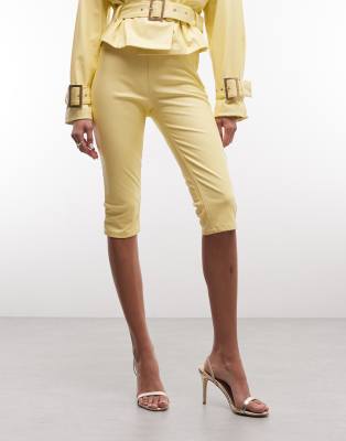 Afrm Calla High Rise Fitted Capri Pants In Yellow