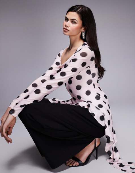 AFRM – Doris – Rosa, prickig topp i oversized fit med asymmetrisk volang och draperad detalj - view 1