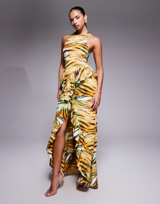 AFRM – Eng anliegendes Maxi-Strickkleid mit Schlitz vorne, Rüschen und Tigermuster