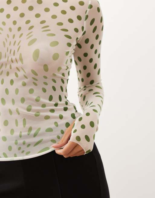 AFRM Kaylee top en tulle à manches longues et col rond blanc et à pois olive, 3 de 4