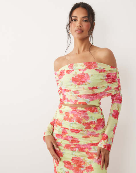 AFRM - Lynette - Crop top d'ensemble en tulle à fleurs avec encolure Bardot rabattue et manches longues - Citron vert et rose fleuri - view 1