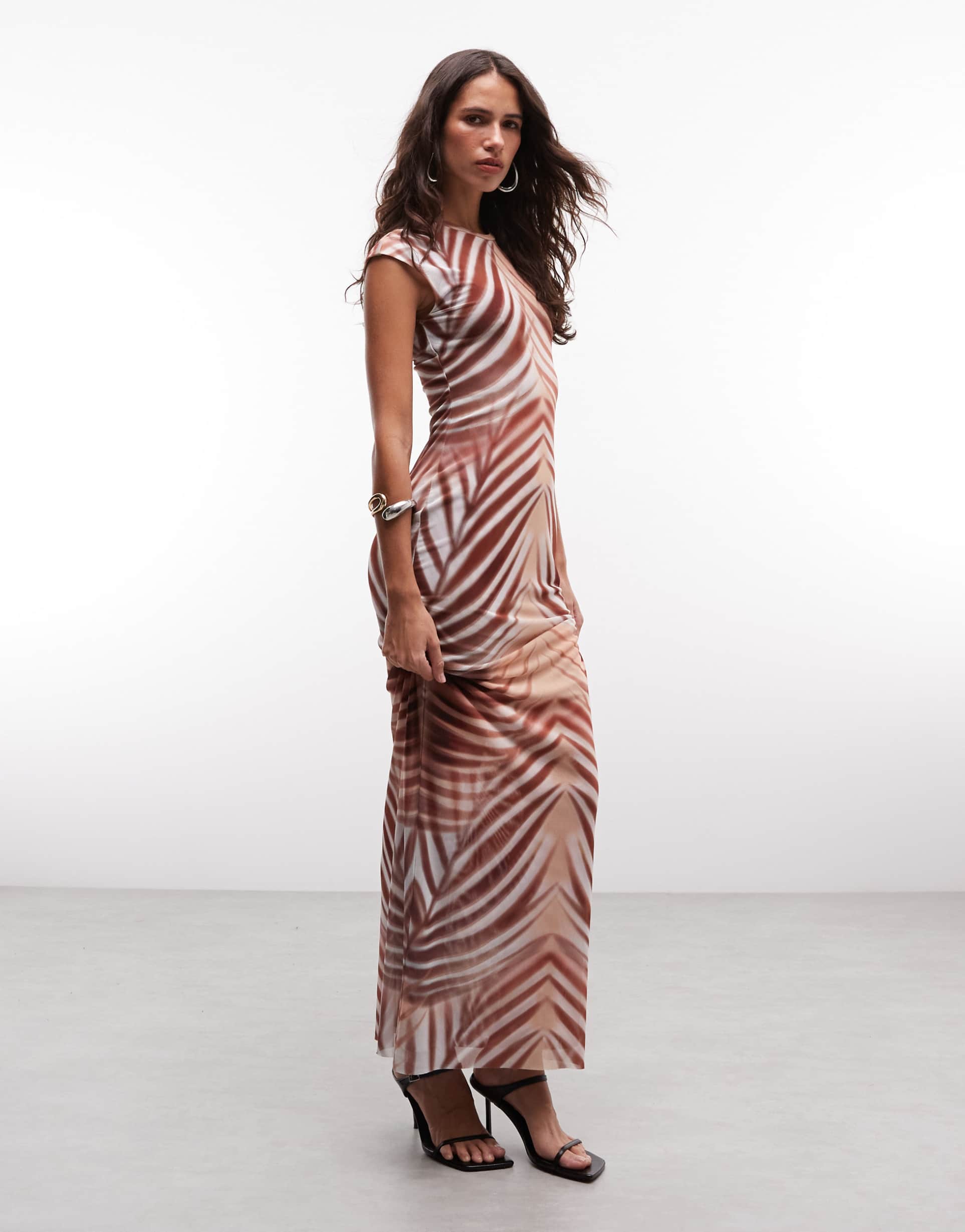 afrm mylo mesh round neck cap sleeve maxi dress in brown palm print