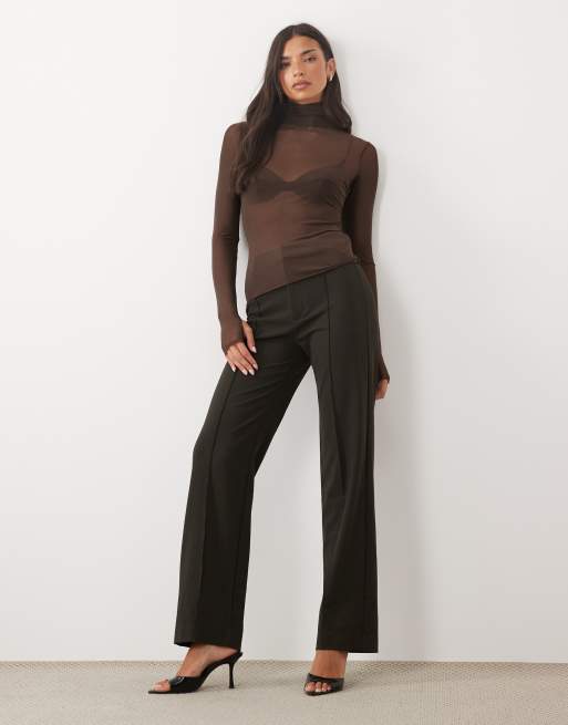 AFRM - Top de malla de manga larga con cuello alto Zadie en chocolate, 2 de 4